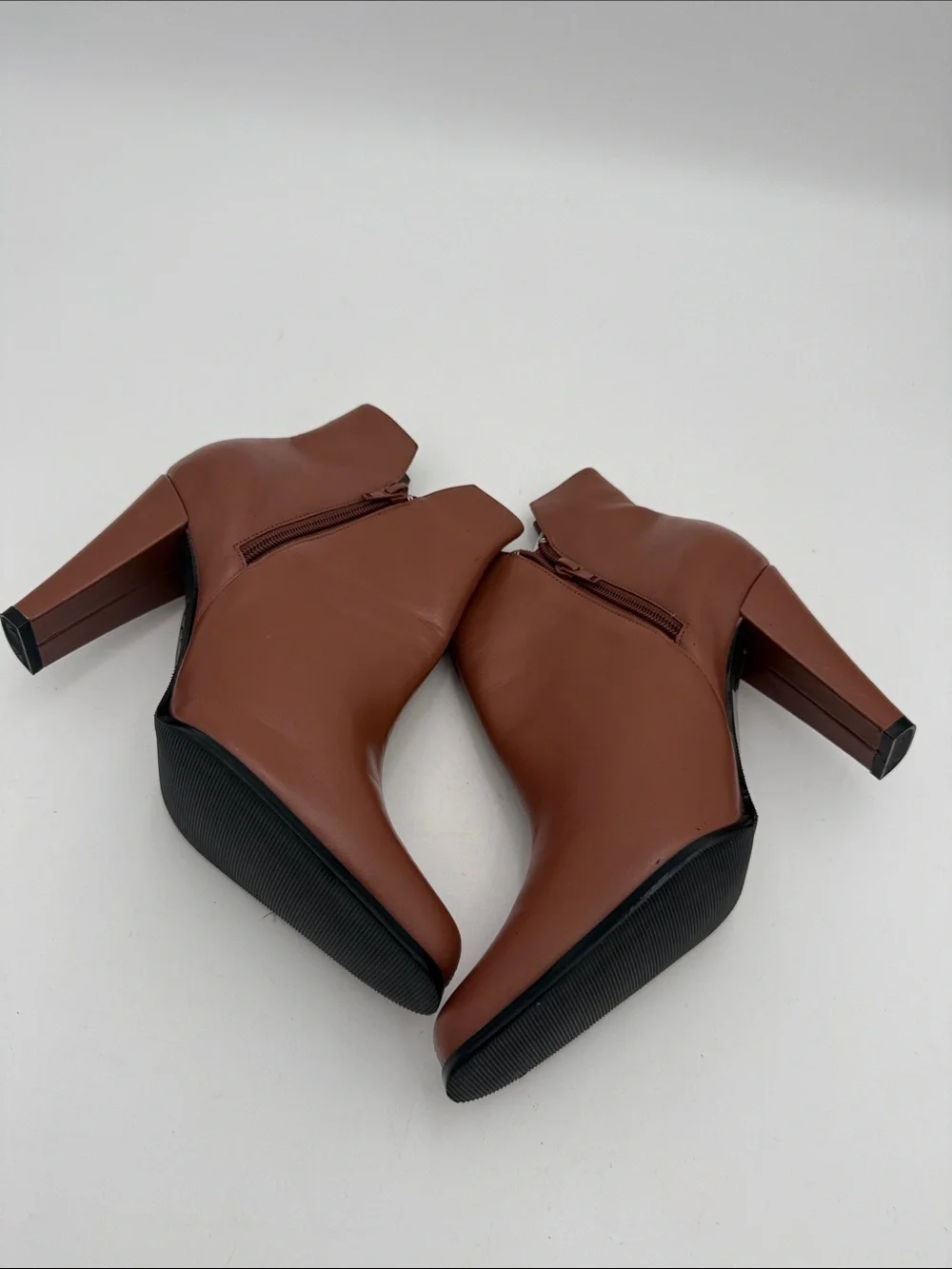Newport News Stylish Women's Ankle Boots in Brown women’s 8.5W festival event